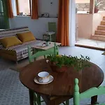 Bioclimaticos El Mirlo Azul Apartment *